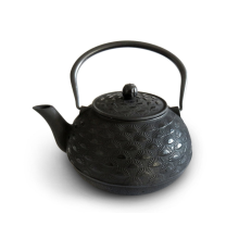 Cast Iron Teapot, Stainless Steel Infuser, 60 oz./1.8 Litre